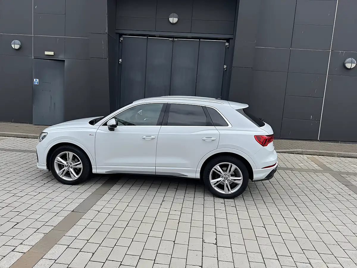 Used 2019 Audi Q3 S Line White - Interior and Exterior details 10
