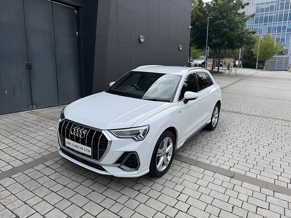Used 2019 Audi Q3 S Line White - Interior and Exterior details 9
