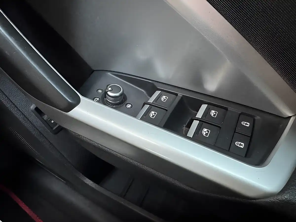 Used 2019 Audi Q3 Sport Red - Interior and Exterior details 15