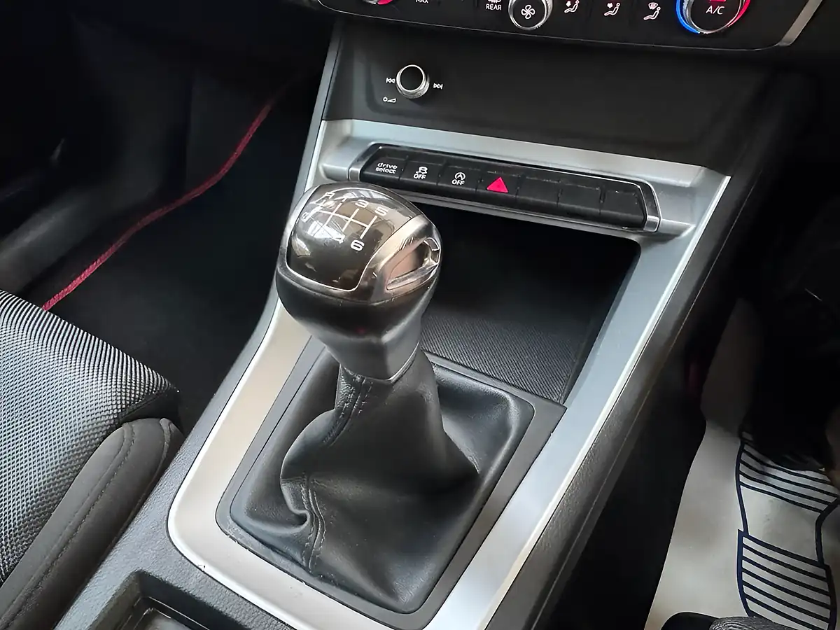 Used 2019 Audi Q3 Sport Red - Interior and Exterior details 17