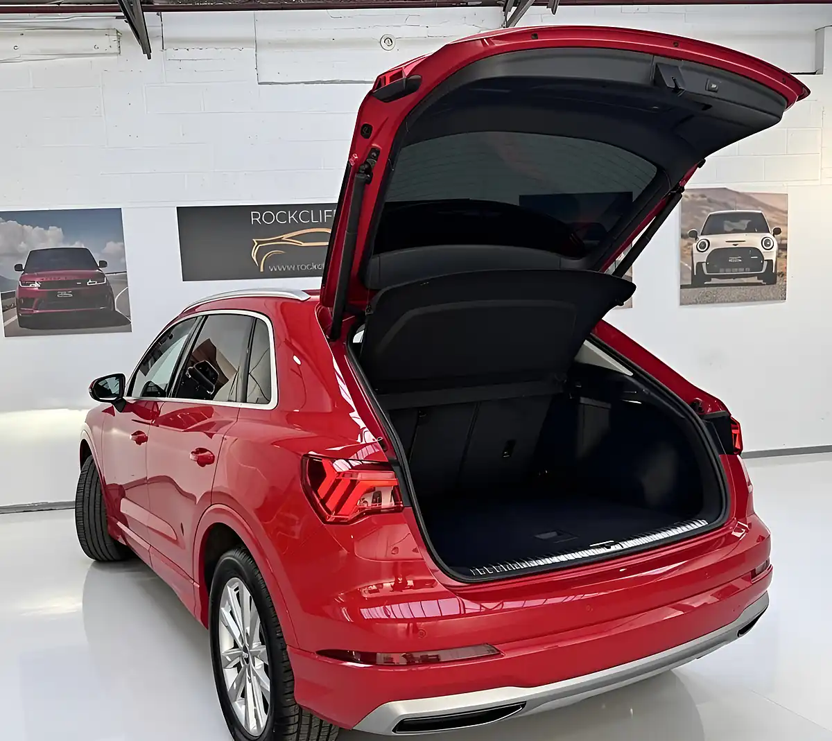 Used 2019 Audi Q3 Sport Red - Interior and Exterior details 5