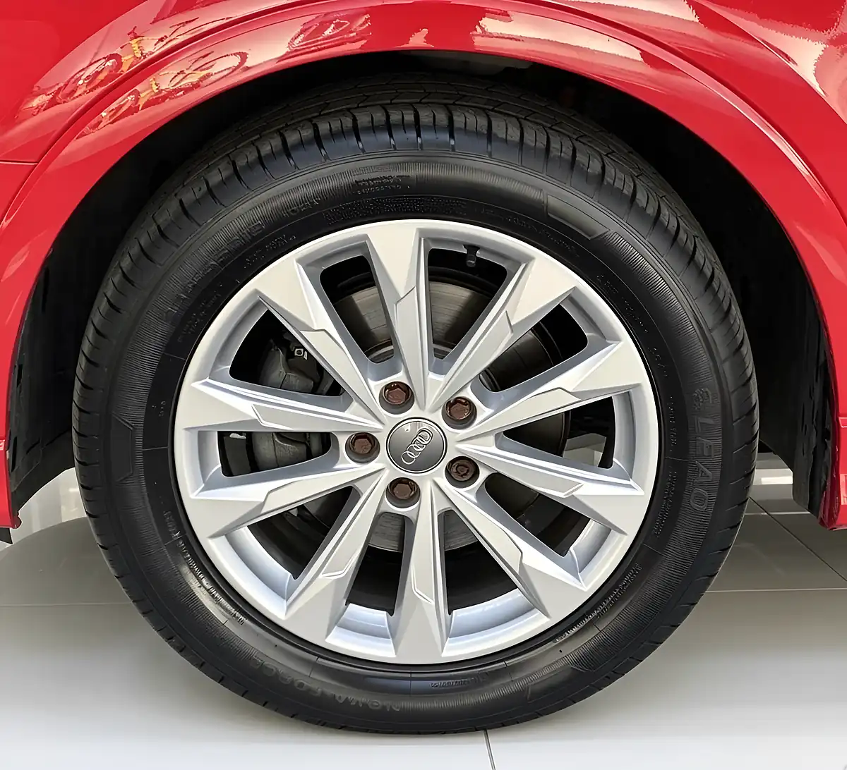 Used 2019 Audi Q3 Sport Red - Interior and Exterior details 6