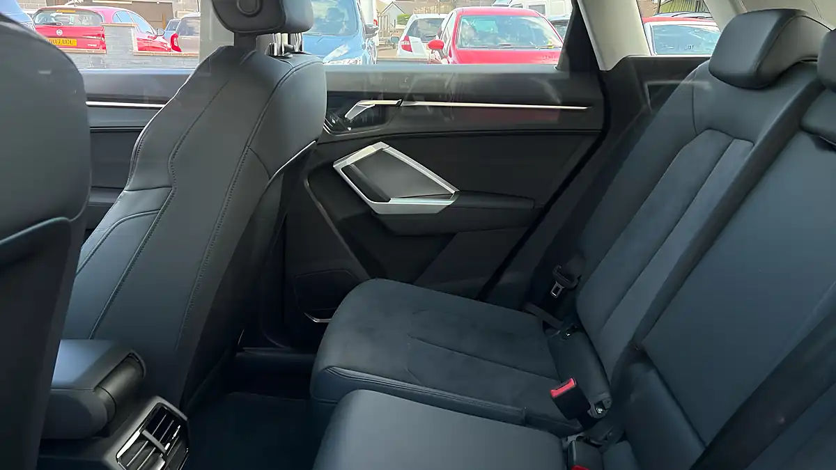 Used 2019 Audi Q3 Sport Red - Interior and Exterior details 14