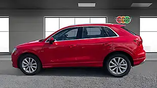Used 2019 Audi Q3 Sport Red - Interior and Exterior details 3