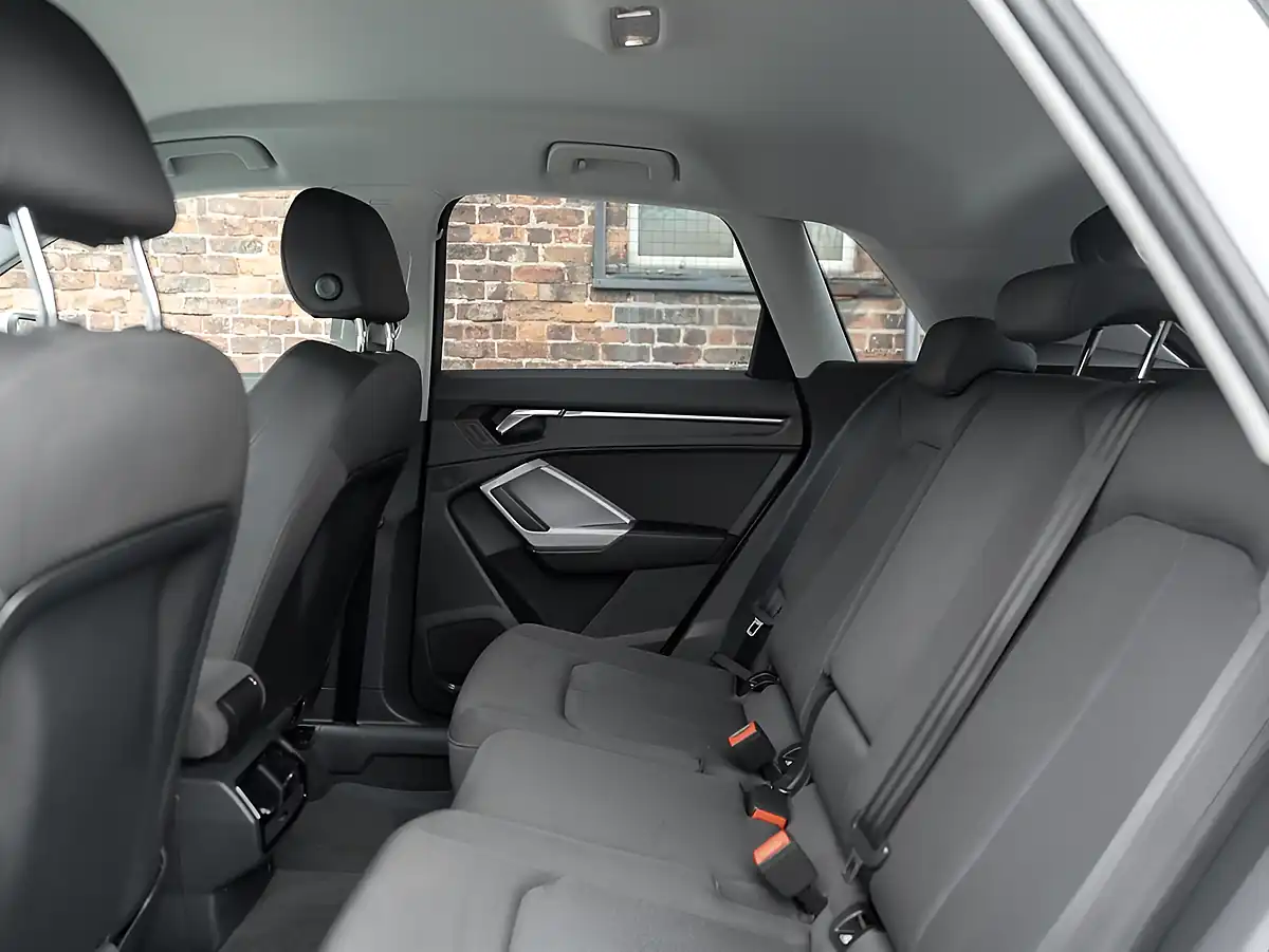 Used 2019 Audi Q3 Sport White - Interior and Exterior details 10