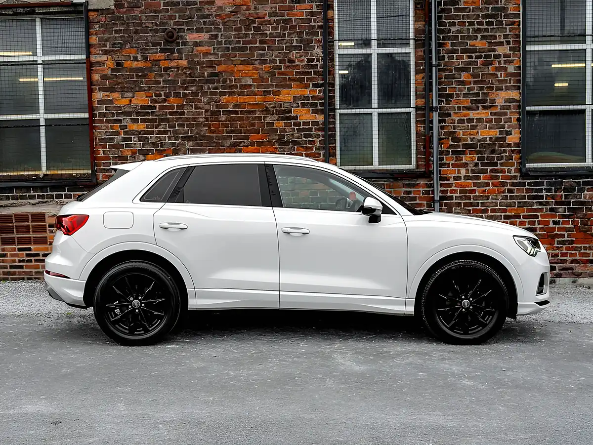 Used 2019 Audi Q3 Sport White - Interior and Exterior details 11