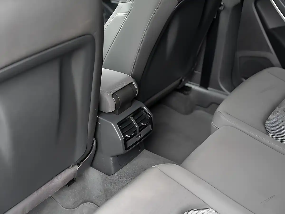 Used 2019 Audi Q3 Sport White - Interior and Exterior details 12