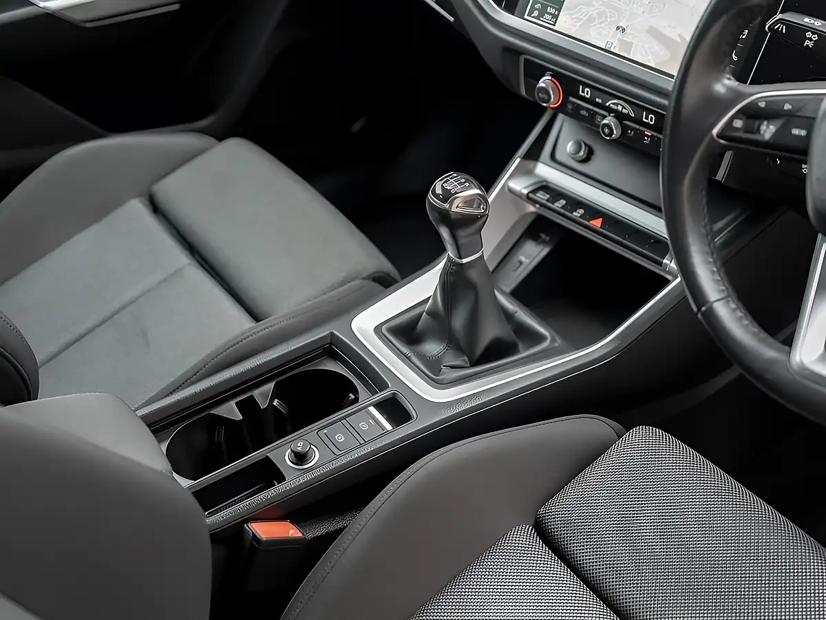Used 2019 Audi Q3 Sport White - Interior and Exterior details 6
