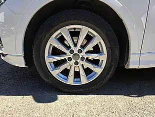 Used 2019 Audi Q3 Sport White - Interior and Exterior details 17