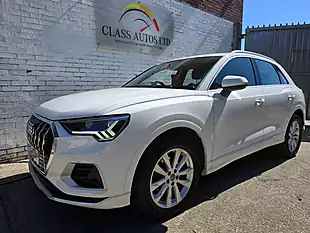 Used 2019 Audi Q3 Sport White - Interior and Exterior details 4