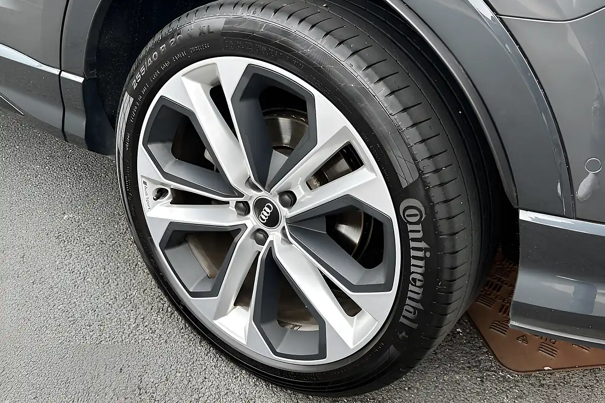 Used 2019 Audi Q3 Vorsprung Grey - Interior and Exterior details 15
