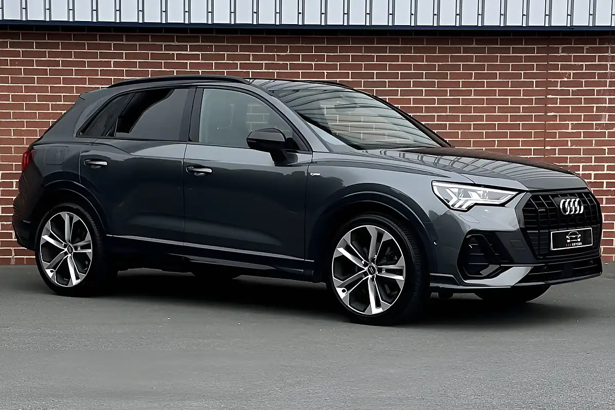 Used 2019 Audi Q3 Vorsprung Grey - Interior and Exterior details 17