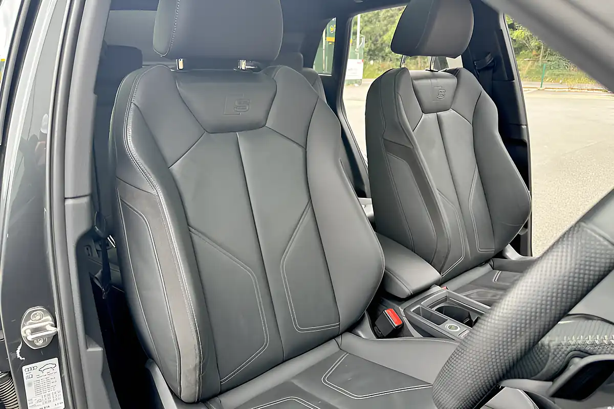 Used 2019 Audi Q3 Vorsprung Grey - Interior and Exterior details 6
