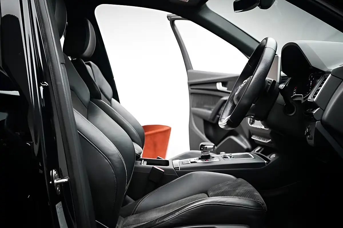 Used 2019 Audi Q5 Black Edition Black - Interior and Exterior details 15