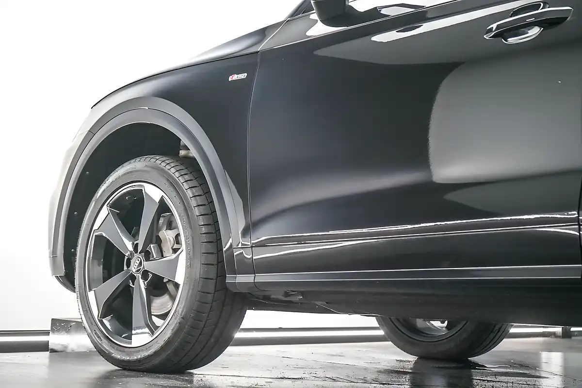 Used 2019 Audi Q5 Black Edition Black - Interior and Exterior details 6