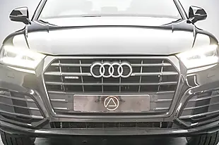 Used 2019 Audi Q5 Black Edition Black - Interior and Exterior details 8