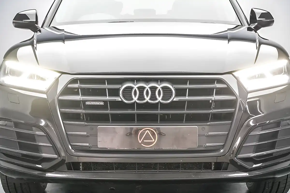 Used 2019 Audi Q5 Black Edition Black - Interior and Exterior details 8
