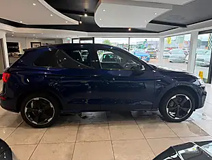 Used 2019 Audi Q5 Black Edition Blue - Interior and Exterior details 11