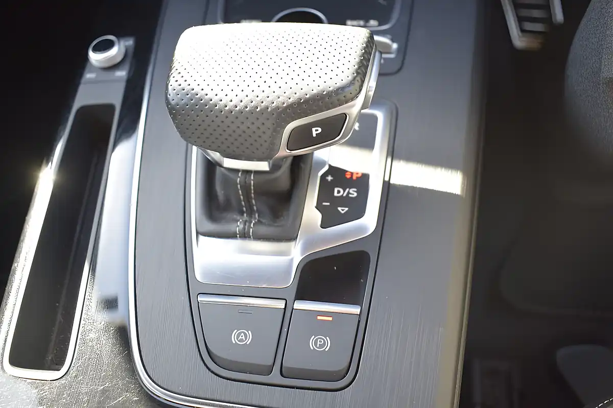 Used 2019 Audi Q5 Black Edition S Line Quantum Grey - Interior and Exterior details 15