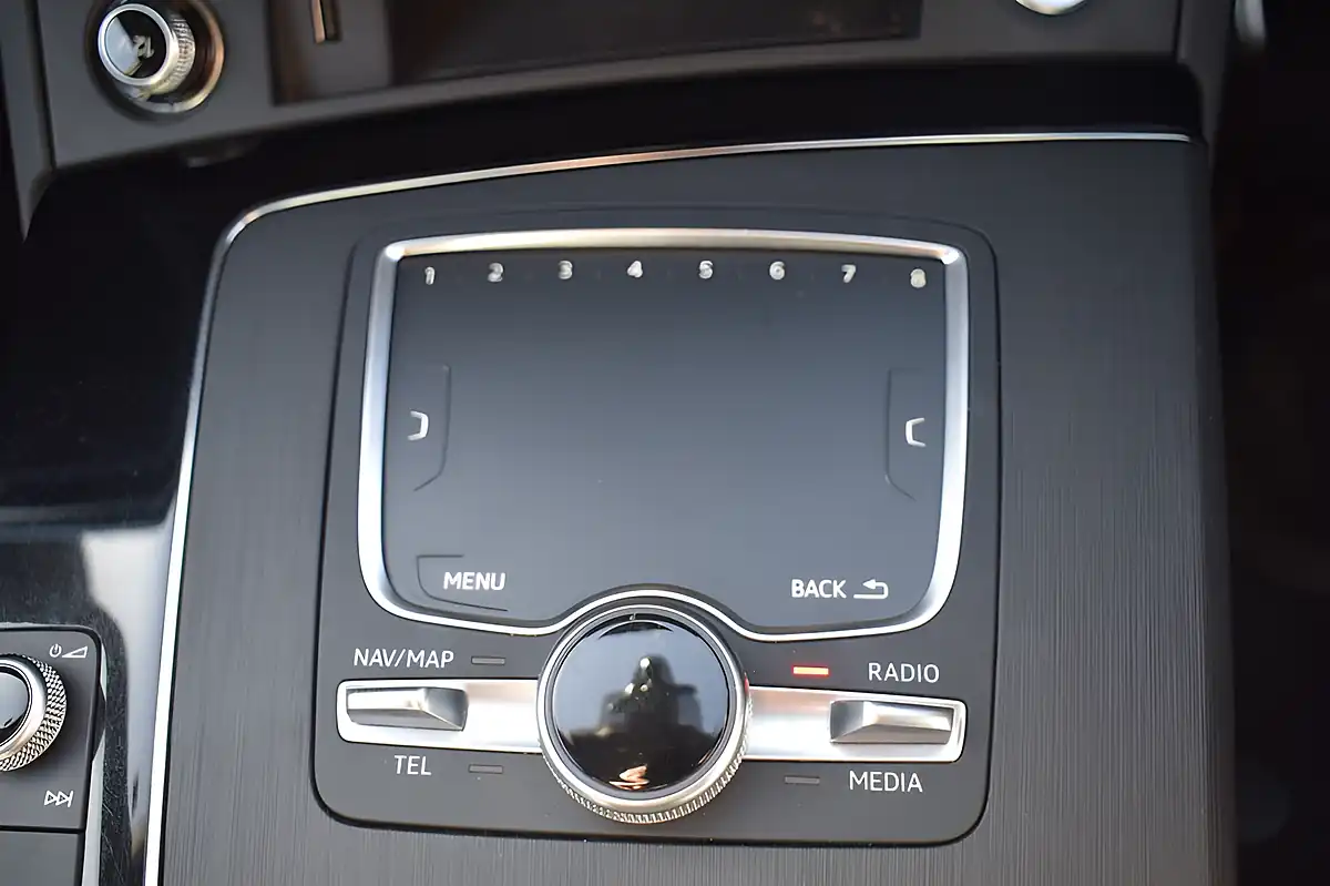 Used 2019 Audi Q5 Black Edition S Line Quantum Grey - Interior and Exterior details 17