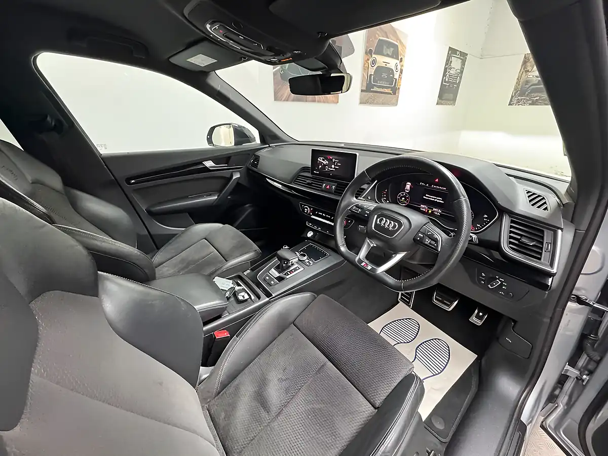 Used 2019 Audi Q5 Black Edition Silver - Interior and Exterior details 10