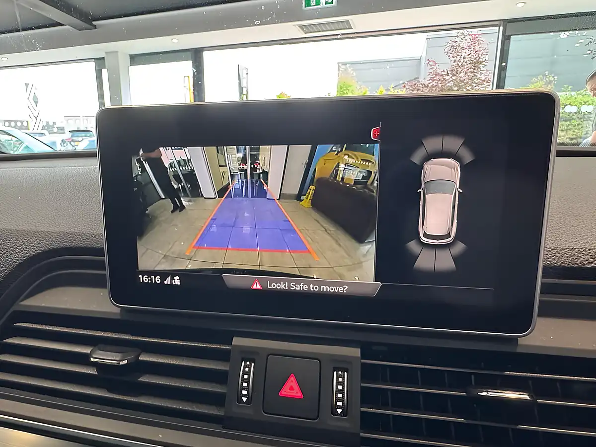 Used 2019 Audi Q5 S Line Black - Interior and Exterior details 14