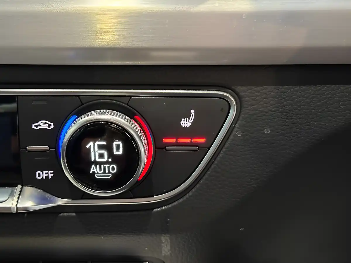 Used 2019 Audi Q5 S Line Black - Interior and Exterior details 15