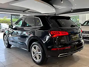 Used 2019 Audi Q5 S Line Black - Interior and Exterior details 4