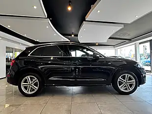 Used 2019 Audi Q5 S Line Black - Interior and Exterior details 7