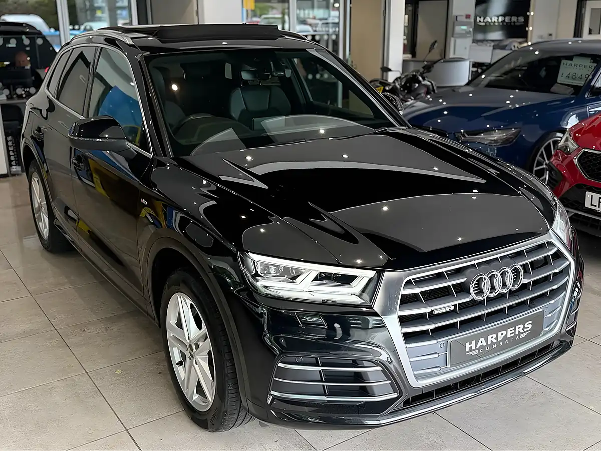 Used 2019 Audi Q5 S Line Black - Interior and Exterior details 10