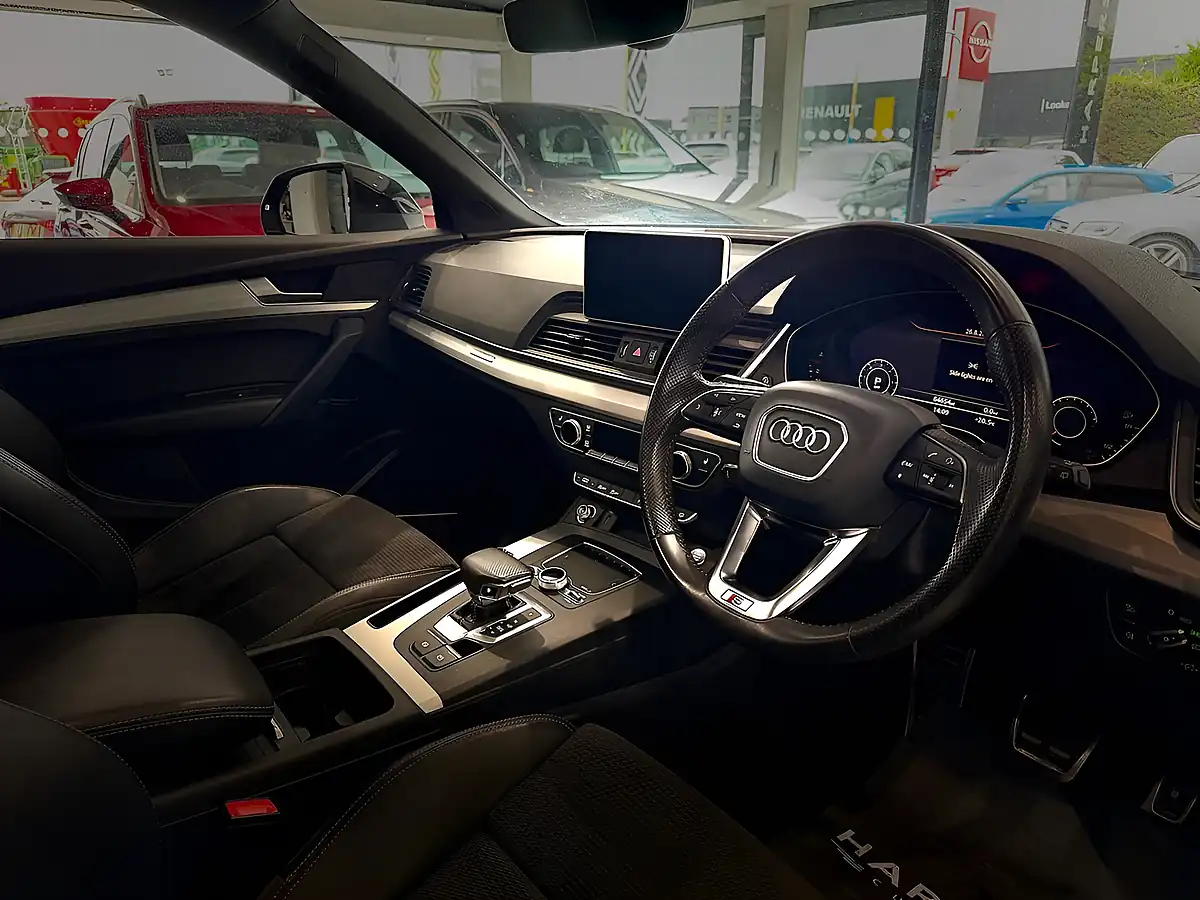 Used 2019 Audi Q5 S Line Black - Interior and Exterior details 12