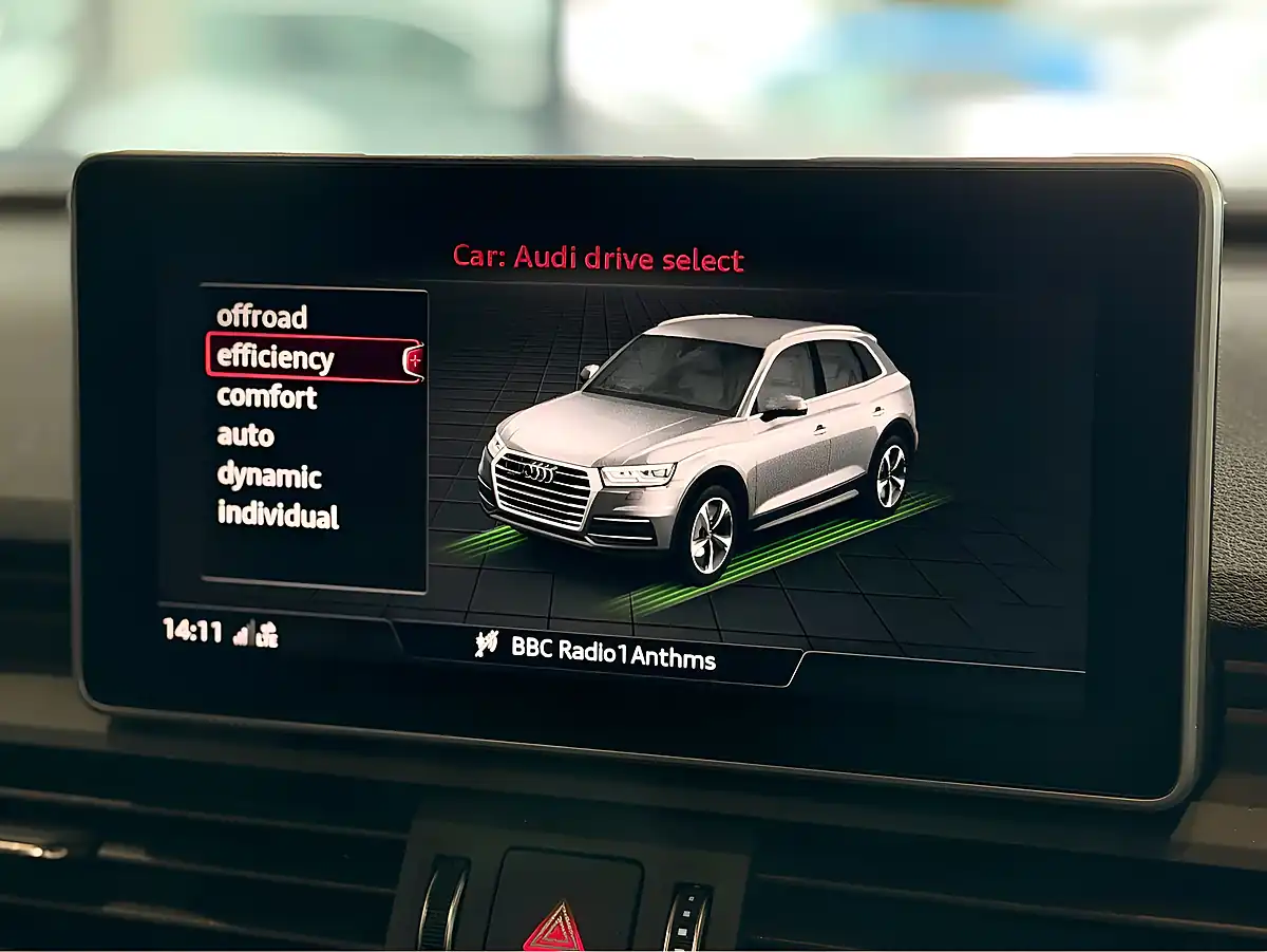Used 2019 Audi Q5 S Line Black - Interior and Exterior details 15