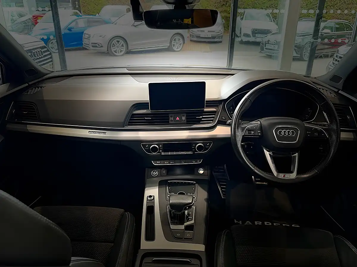 Used 2019 Audi Q5 S Line Black - Interior and Exterior details 18