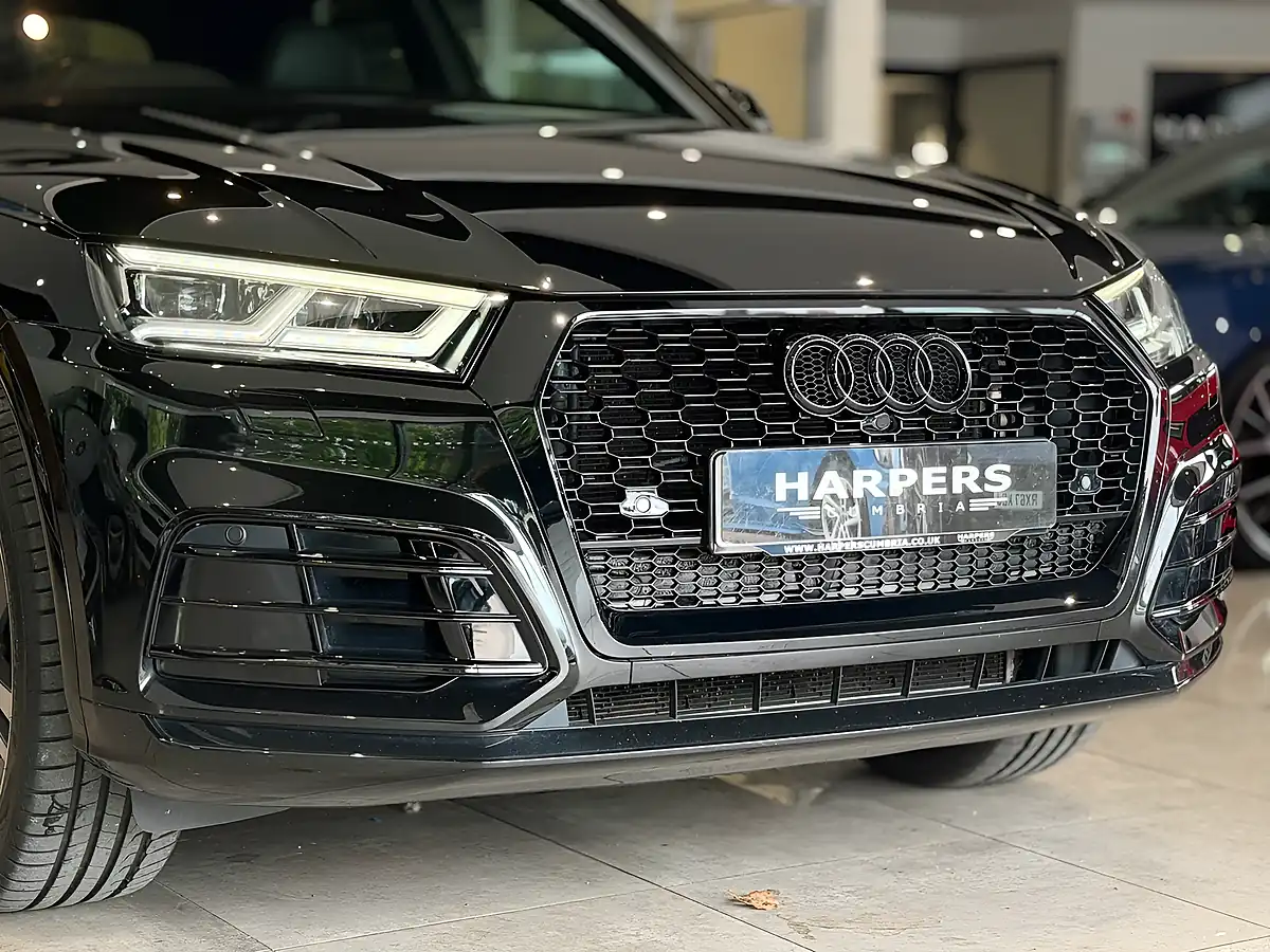 Used 2019 Audi Q5 S Line Black - Interior and Exterior details 11