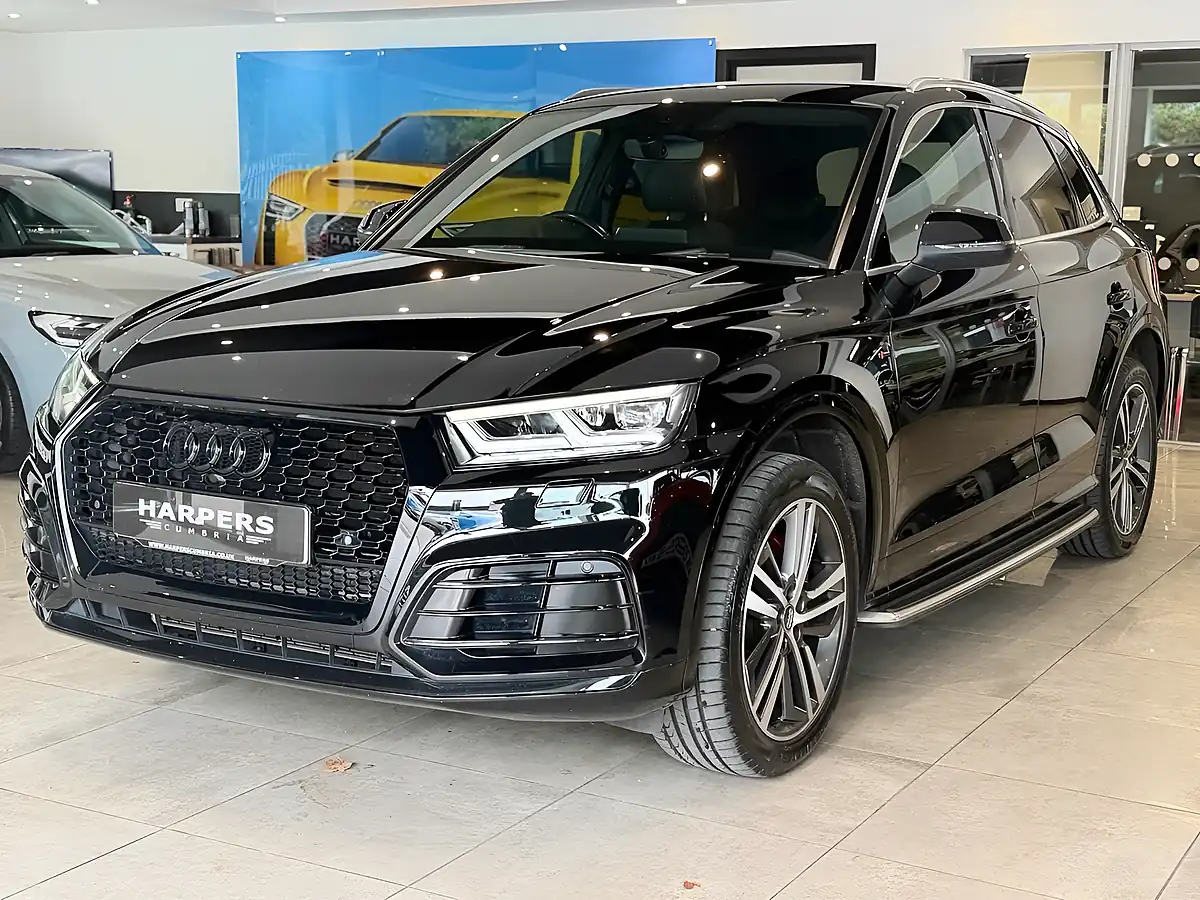 Used 2019 Audi Q5 S Line Black - Interior and Exterior details 3