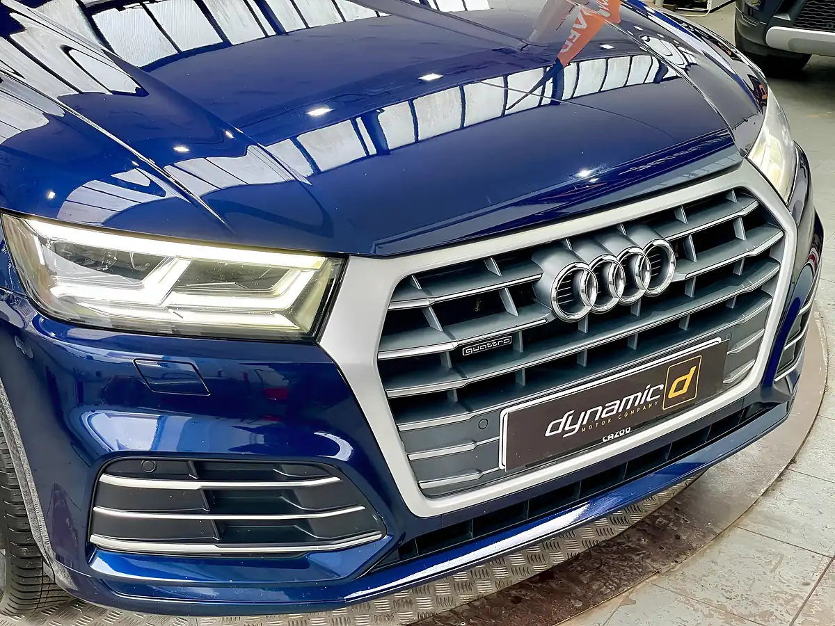 Used 2019 Audi Q5 S Line Blue - Interior and Exterior details 13