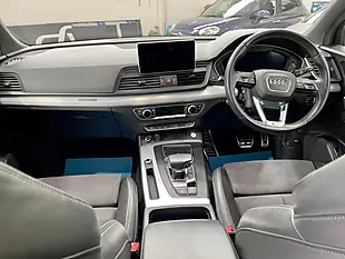 Used 2019 Audi Q5 S Line Blue - Interior and Exterior details 9