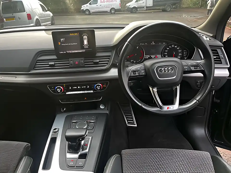 Used 2019 Audi Q5 S Line Blue - Interior and Exterior details 13
