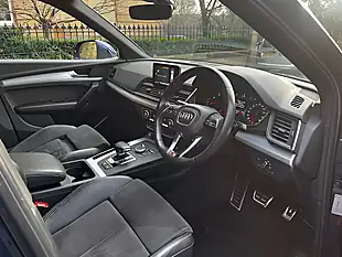 Used 2019 Audi Q5 S Line Blue - Interior and Exterior details 14