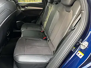 Used 2019 Audi Q5 S Line Blue - Interior and Exterior details 16