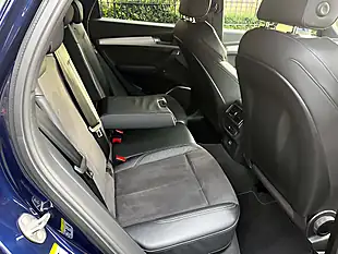 Used 2019 Audi Q5 S Line Blue - Interior and Exterior details 17