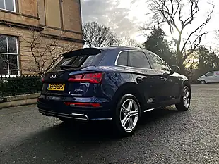 Used 2019 Audi Q5 S Line Blue - Interior and Exterior details 7