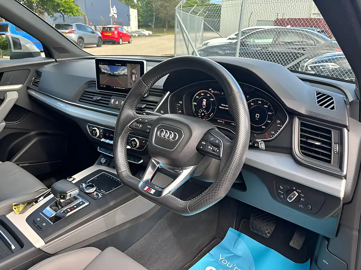 Used 2019 Audi Q5 S Line Competition Grey - Interior and Exterior details 2