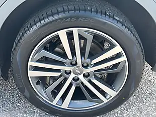 Used 2019 Audi Q5 S Line Competition Grey - Interior and Exterior details 20