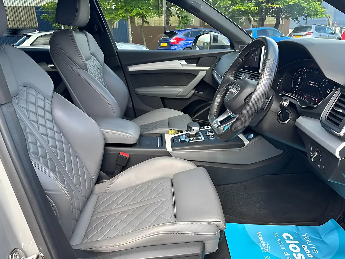 Used 2019 Audi Q5 S Line Competition Grey - Interior and Exterior details 3