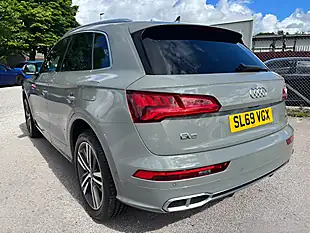 Used 2019 Audi Q5 S Line Competition Grey - Interior and Exterior details 9