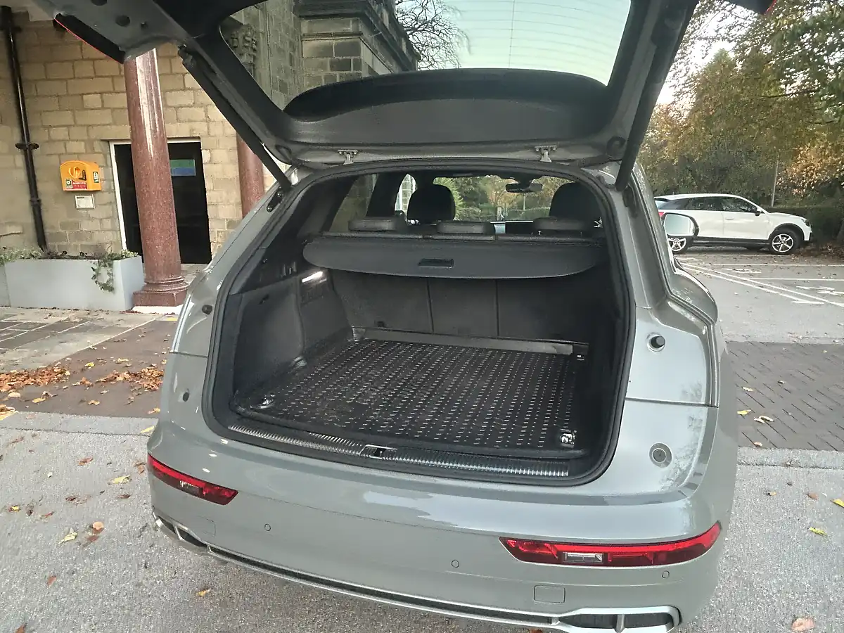 Used 2019 Audi Q5 S Line Competition Grey - Interior and Exterior details 12