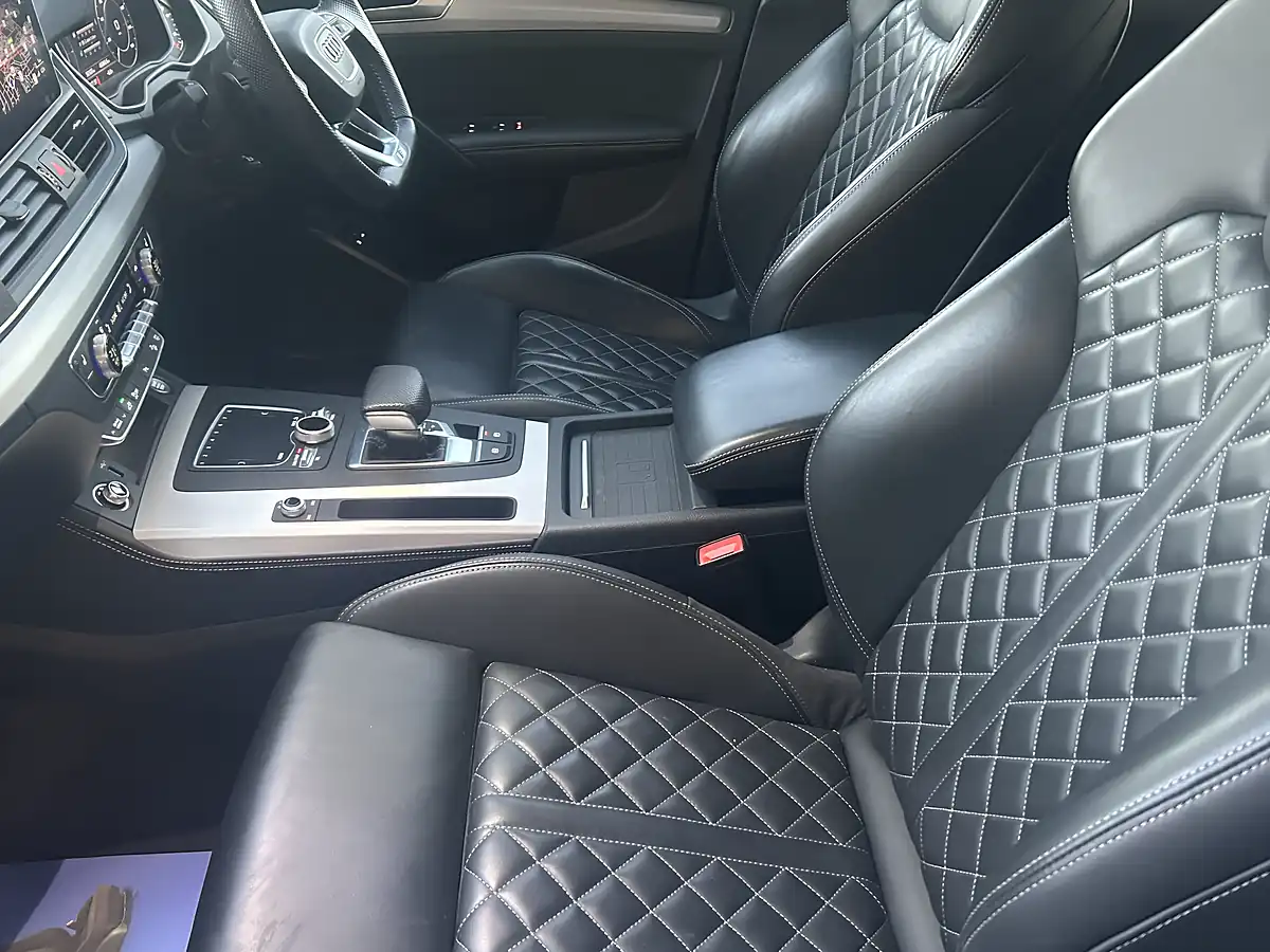 Used 2019 Audi Q5 S Line Competition Grey - Interior and Exterior details 13