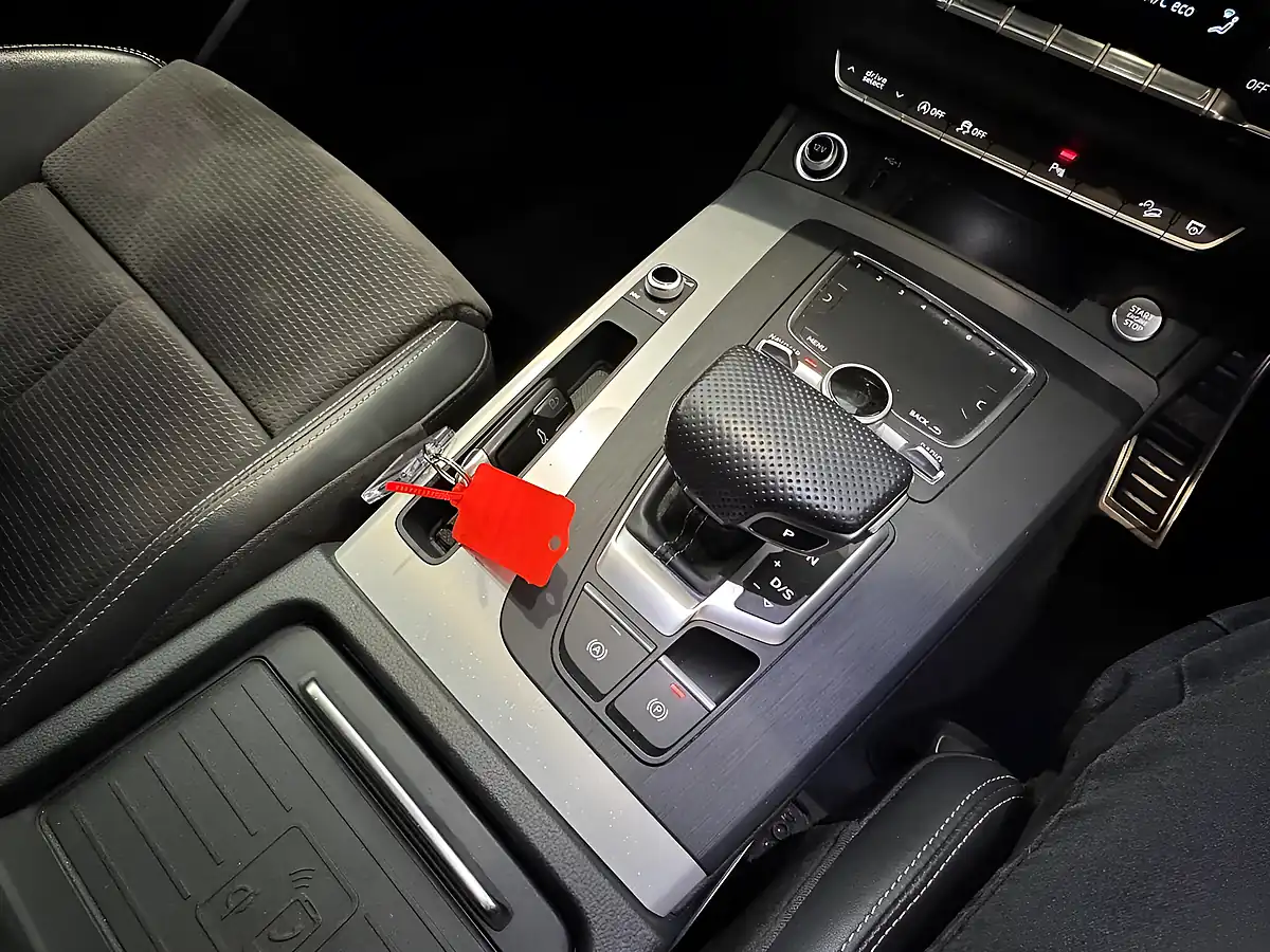 Used 2019 Audi Q5 S Line Grey - Interior and Exterior details 19