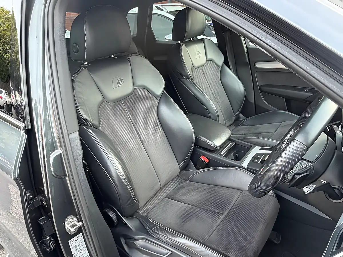 Used 2019 Audi Q5 S Line Grey - Interior and Exterior details 11
